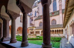 Strasbourg Cloitre Jardin