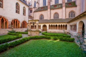 Strasbourg Cloitre Jardin